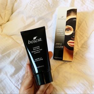 NWT Boscia Luminizing Black Mask